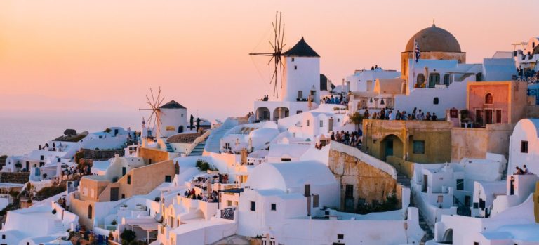A Guide to Greek Island Hopping