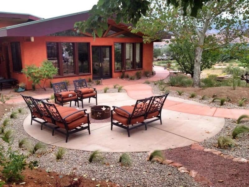 Exterior of Moab Pearl Ecolodge, a sustainable airbnb in Moab, UT