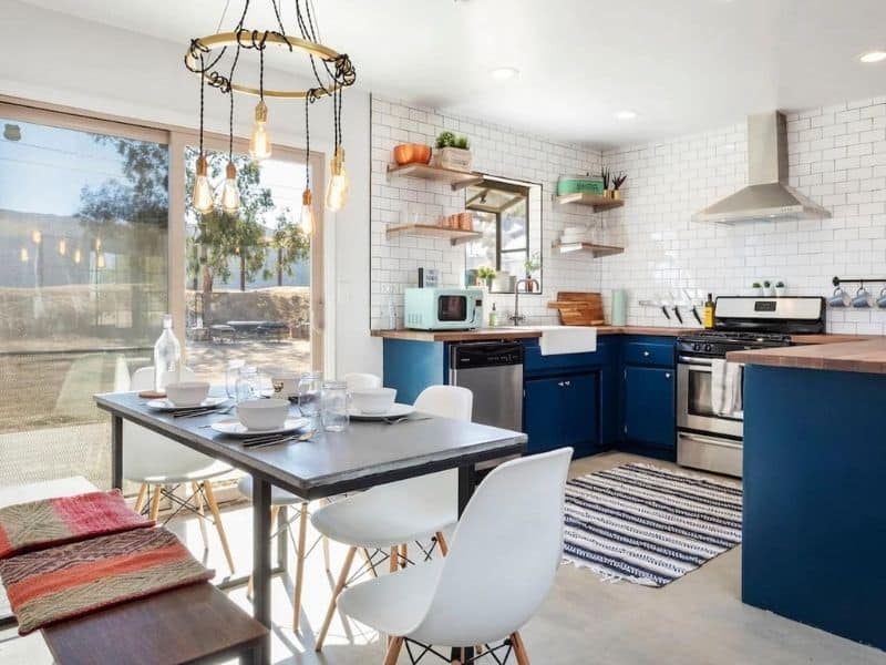 Modern kitchen and dining area - Joshua Tree Airbnbs