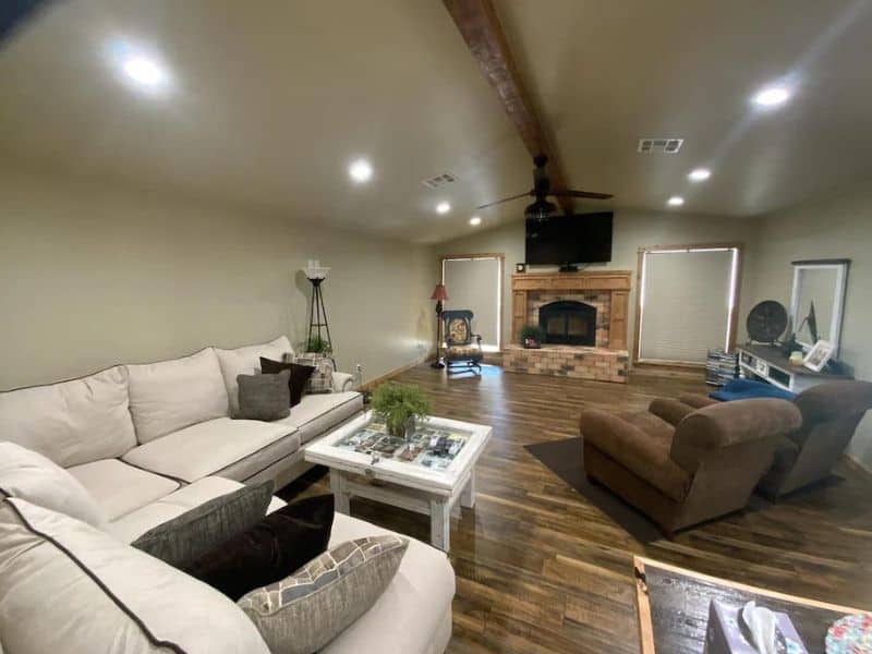 Living area of cabin rental near Turner Falls