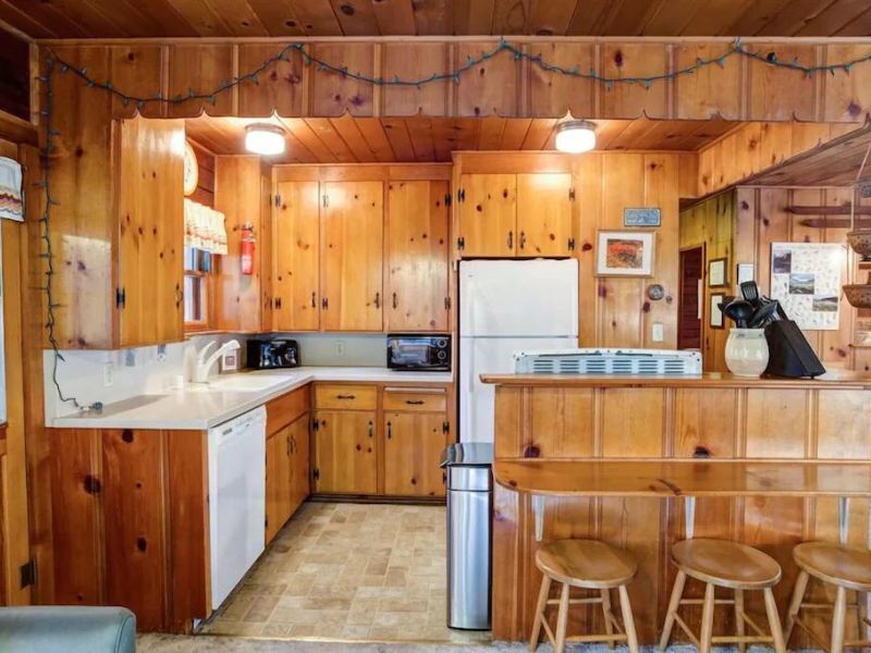 Kitchen at Yosemite Cabin rental