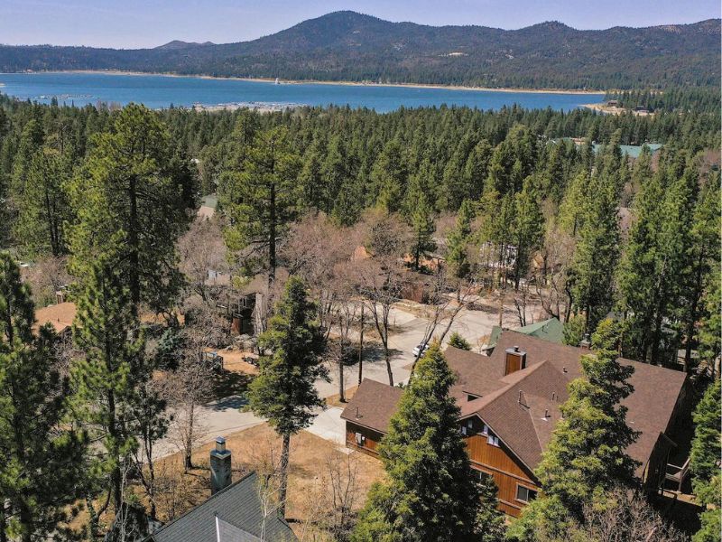 Luxury cabin in Big Bear near Big Bear Lake, CA