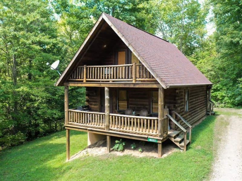 Hocking Hills cabins for 2 - Hemlock Cabin in Logan, OH