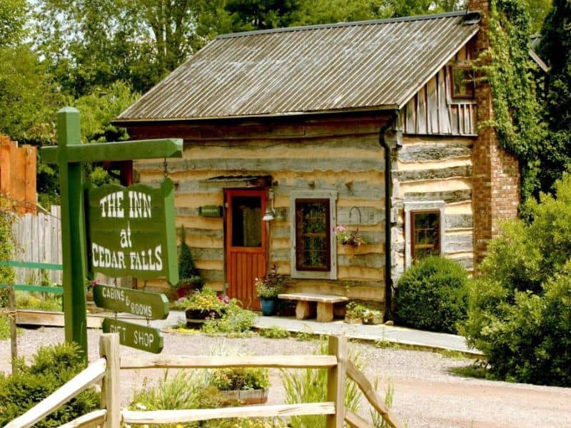 Entrance to Inn and Spa at Cedar Falls, OH