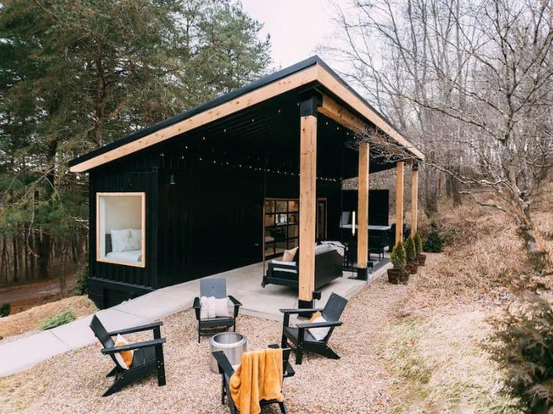 Hocking Hills Cabins for 2 - Lily Pad Shipping Container