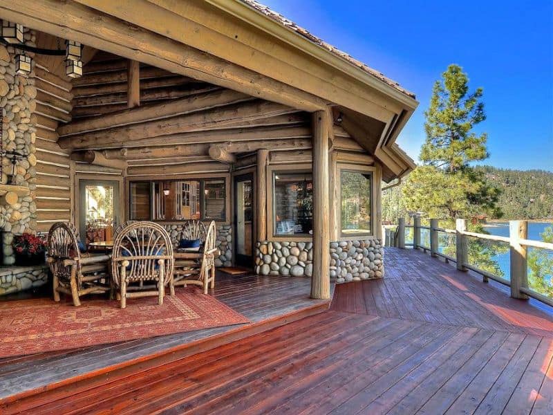 Big Bear Luxury Cabins - large outdoor deck and patio on Big Bear Lake, CA