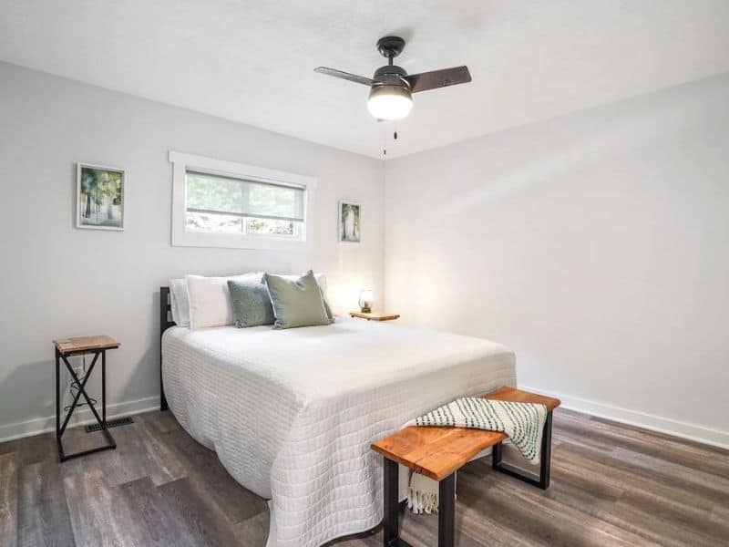Simple white bedroom in Hocking Hills vrbo cabin