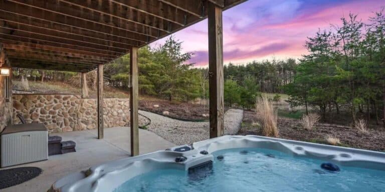 17 Best Large Cabins in Hocking Hills for Groups