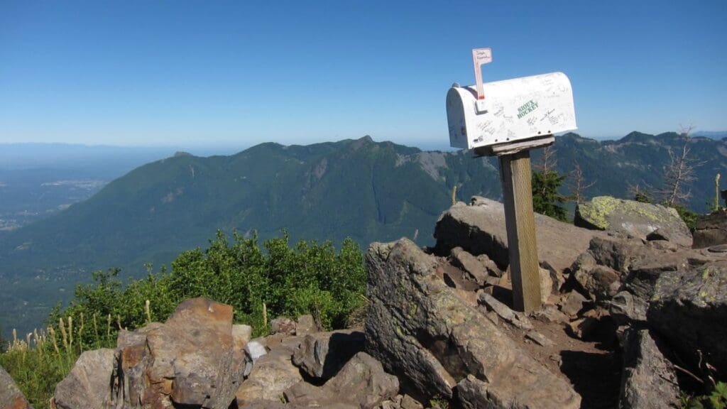 Mailbox Peak Old Trail, Washington