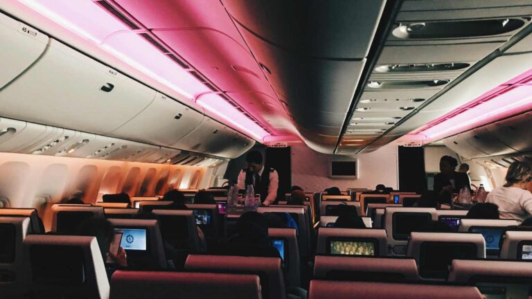 10 secrets to surviving the world's longest flight